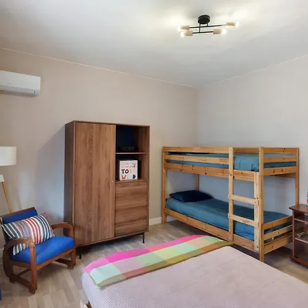 Casa Frank 2 * 토레 안눈치아타